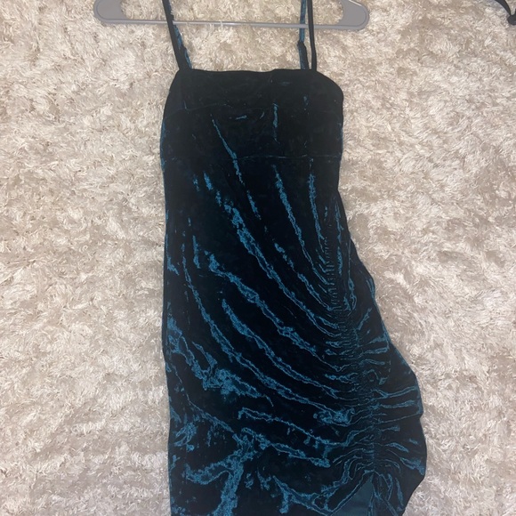 Hello molly babe like me dress - Picture 3 of 4